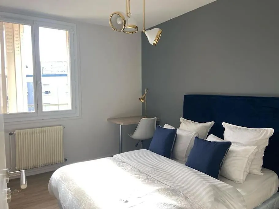 Luxury-Jo Appartement Complet Moderne 4 Chambres Roanne 0*,  France